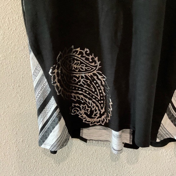 Chico’s Zenergy Back Striped Short Sleeve Tee Foiling on Front - Size … - Picture 3 of 11